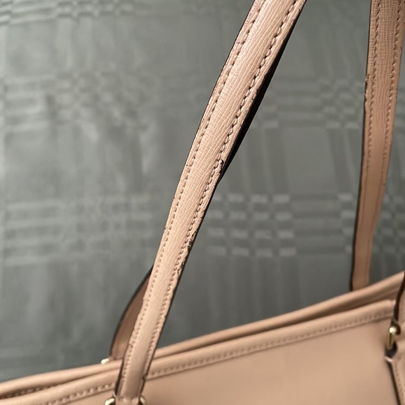 Coach saffiano leather tote - Picture 3 of 10